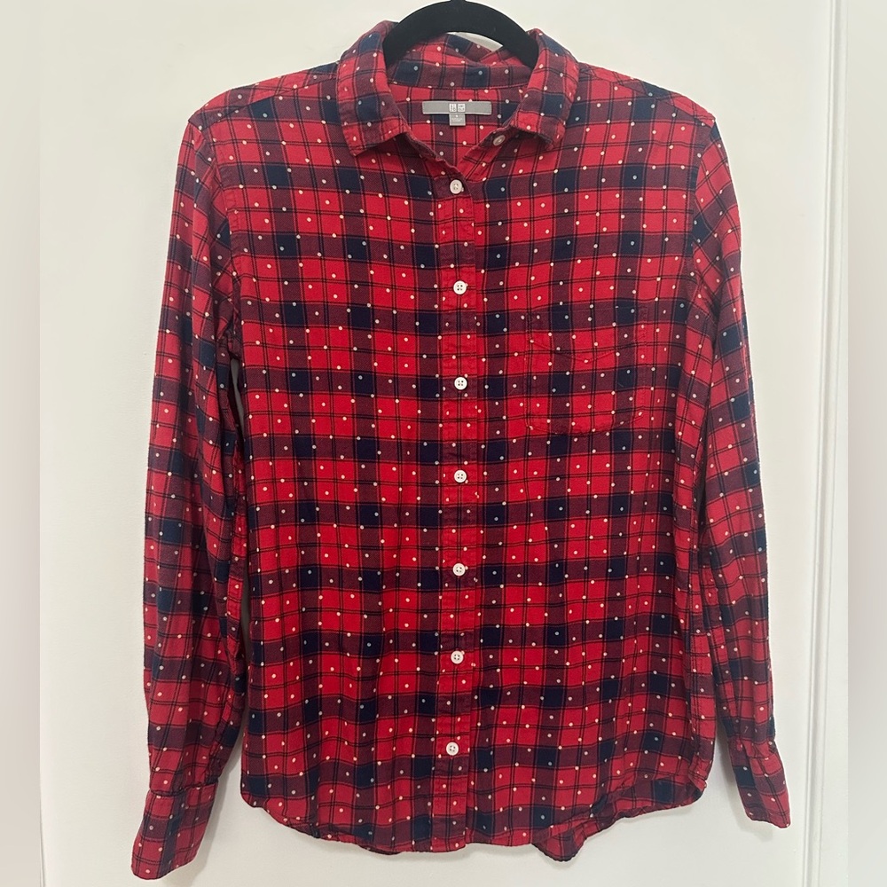 Uniqlo red/navy plaid check polka dot button-down lightweight flannel shirt - S